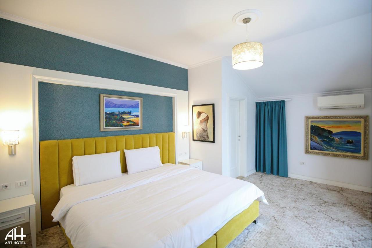 Art Hotel Tiranë Ngoại thất bức ảnh