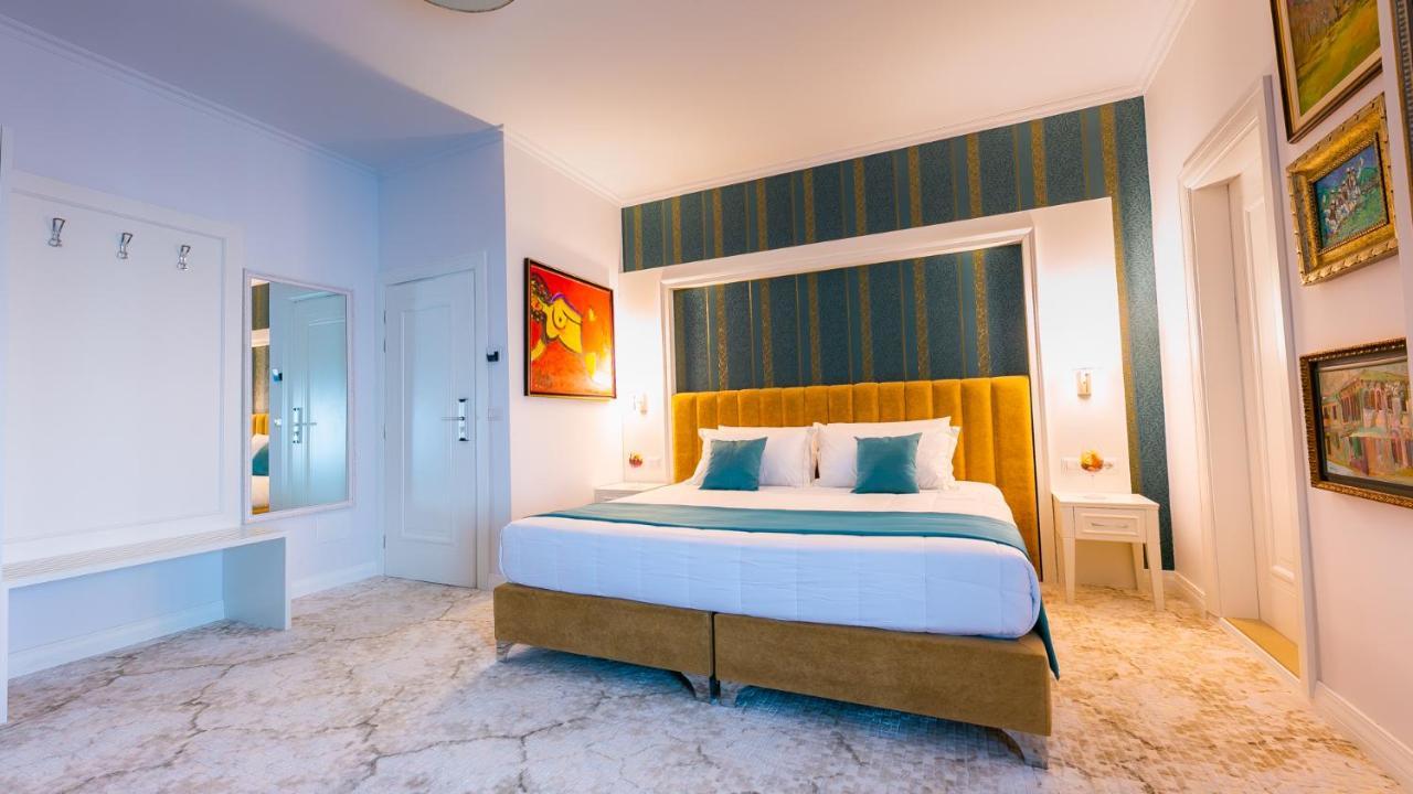 Art Hotel Tiranë Ngoại thất bức ảnh