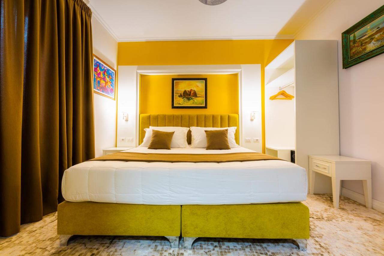 Art Hotel Tiranë Ngoại thất bức ảnh